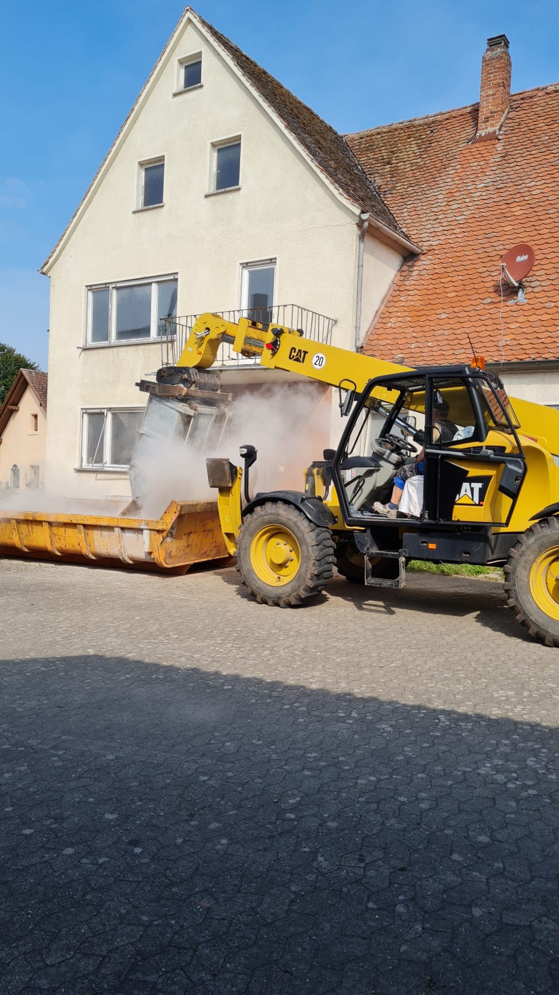 Abbrucharbeiten & Hausentkernung